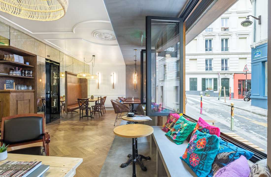 Aménagement d'un café chic par un architecte spécialiste de l'architecture commerciale à Toulon