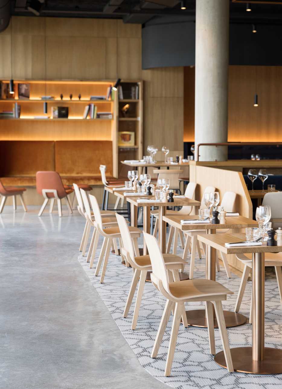 Interior design of a restaurant by an interior designer