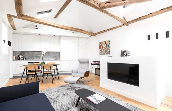 Modernisation d’un appartement duplex sous les combles par un architecte à Toulon