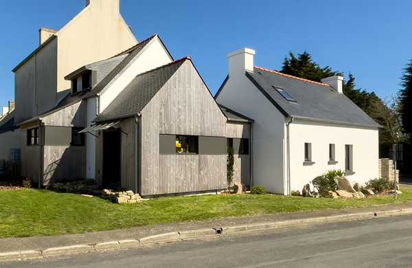 Rénovation d'un ensemble de trois bâtiments en pierre par un architecte dans le Var