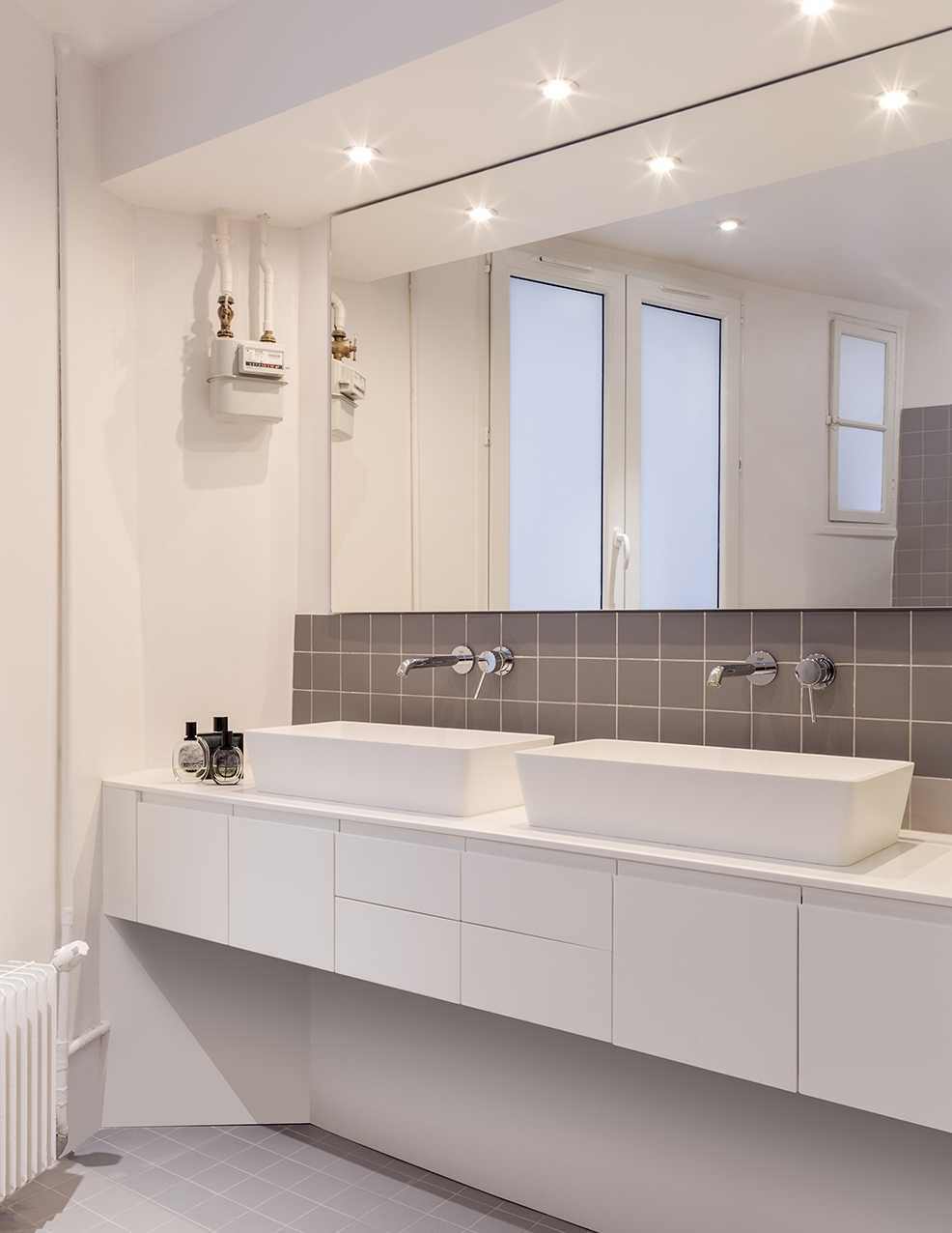 Salle de bain renovée par un architecte d'interieur à Toulon