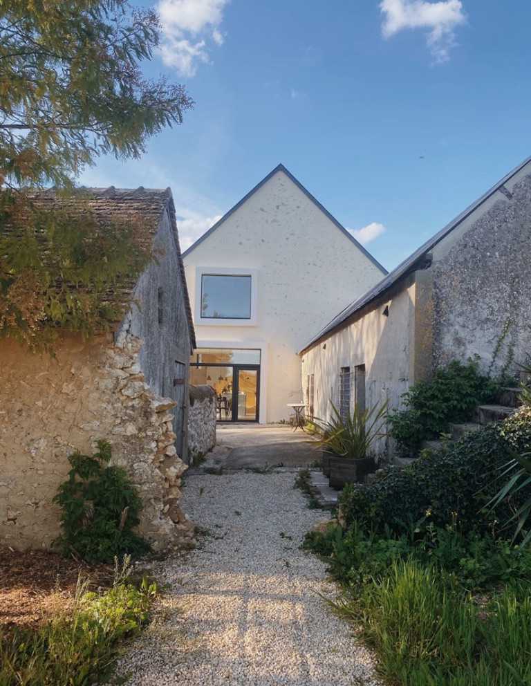 Réhabilitation d'une grange en maison par un architecte dans la région Sud