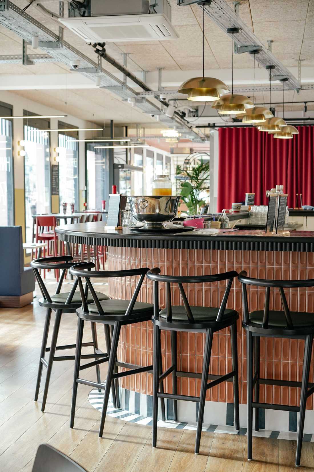 Rénovation d'un restaurant à Toulon par un architecte spécialiste de l'architecture commerciale