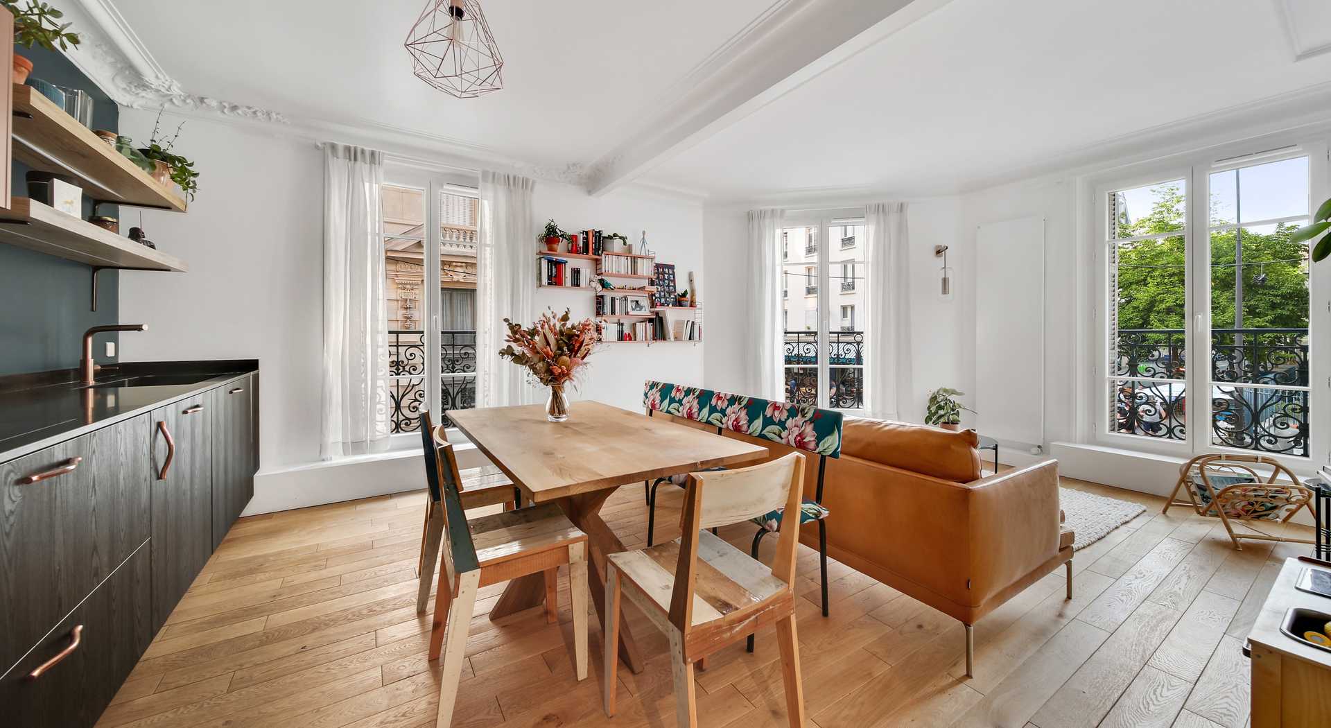Relooking d'intérieur d'un appartement haussmannien à Toulon par un décorateur